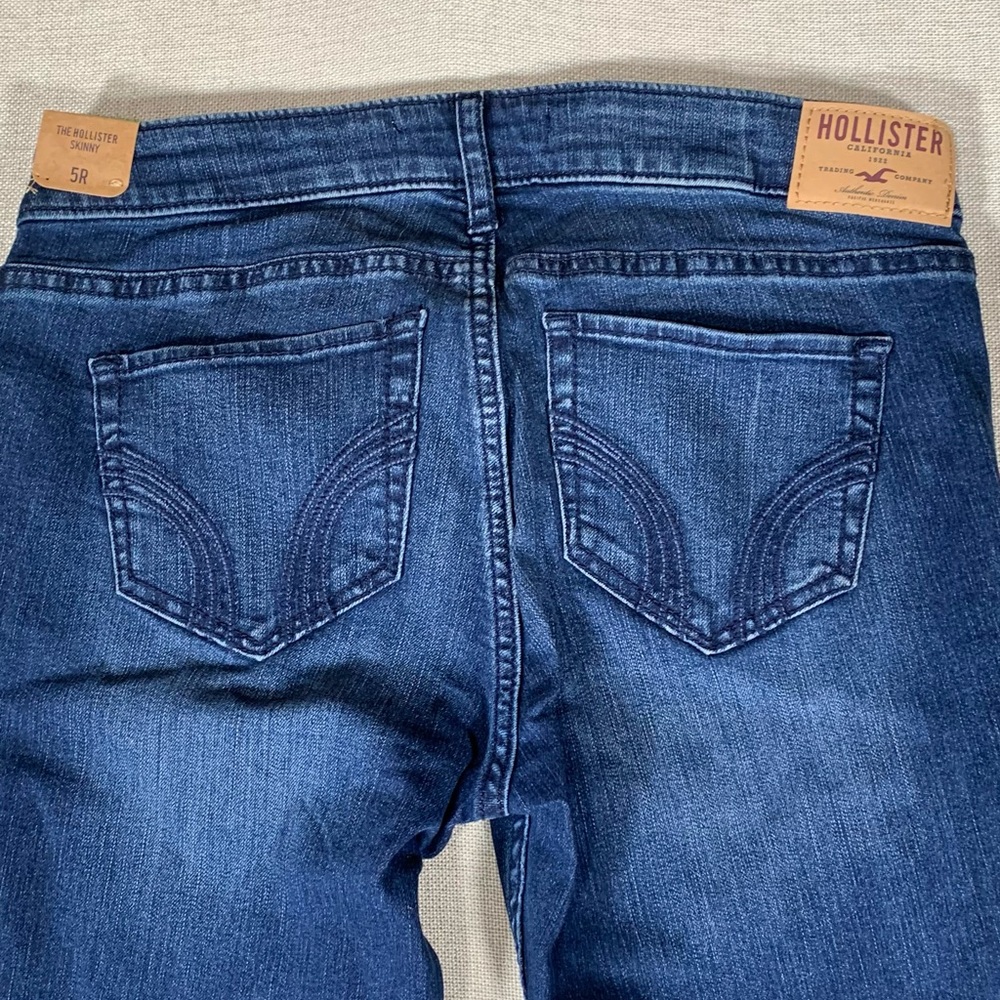 Women's Blue Jeans - Picture 5 of 12